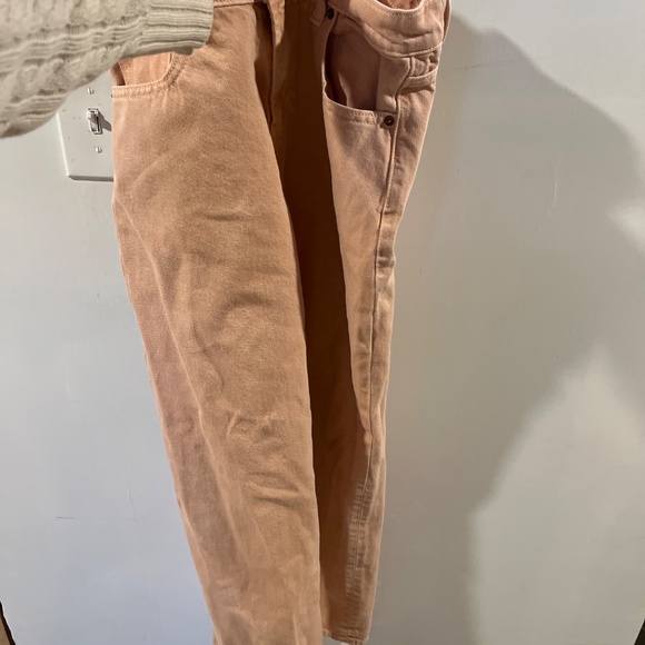 Old Navy Mid Rise Baggy Leg Pink Jeans - Picture 3 of 3